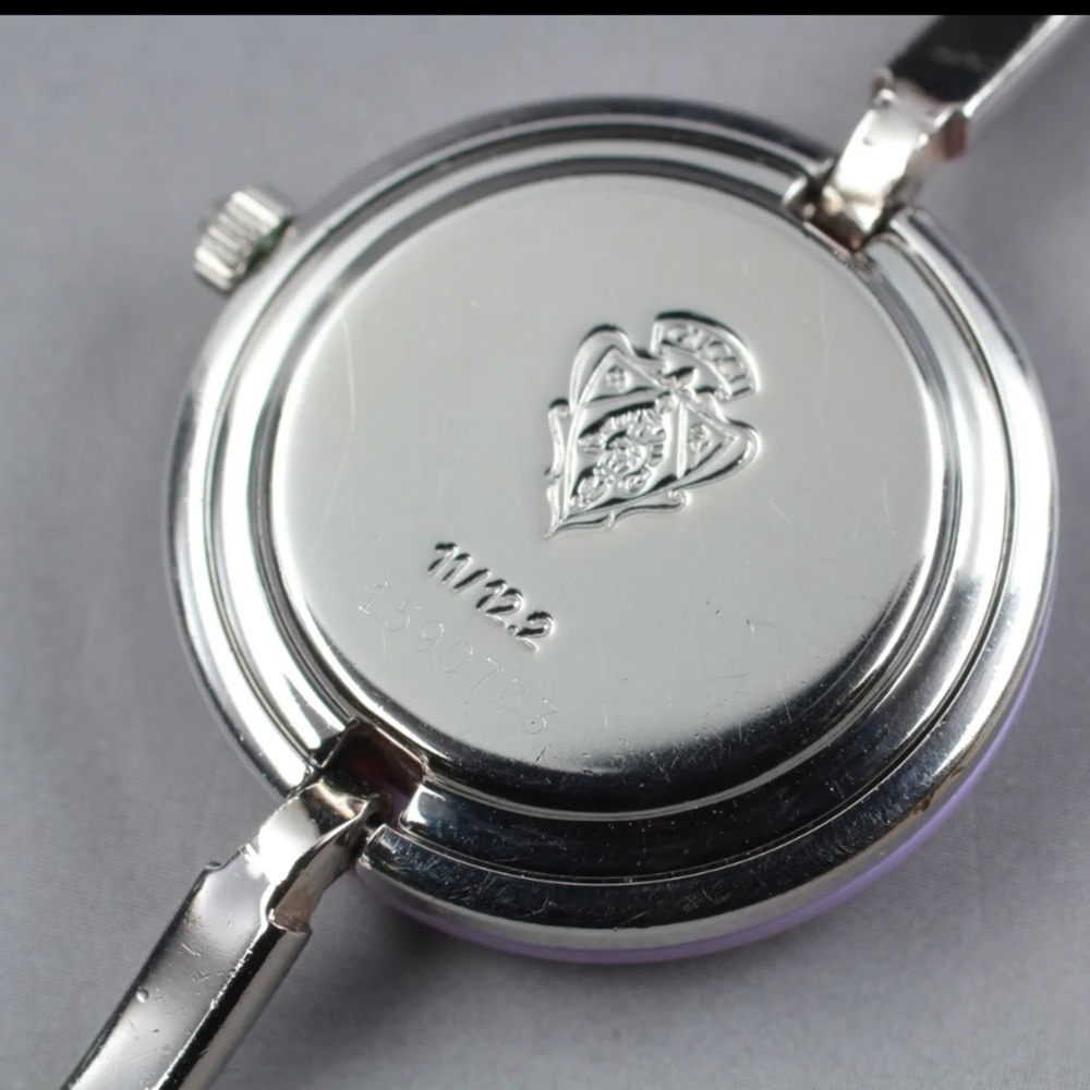 - Luxury Vintage VERY RARE!! Pristine Condition Silver Bracelet Watch - Picture 5 of 9